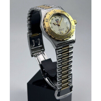 35mm • 1990s Vintage TAG Heuer 3000 Professional 200M Quartz